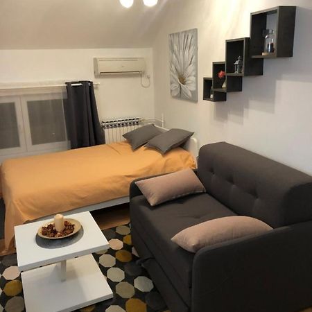 Apartman Ana Appartement Dusanovac Buitenkant foto